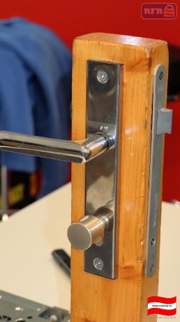 WhatsApp Image 2025-11-26 at 09.27.51