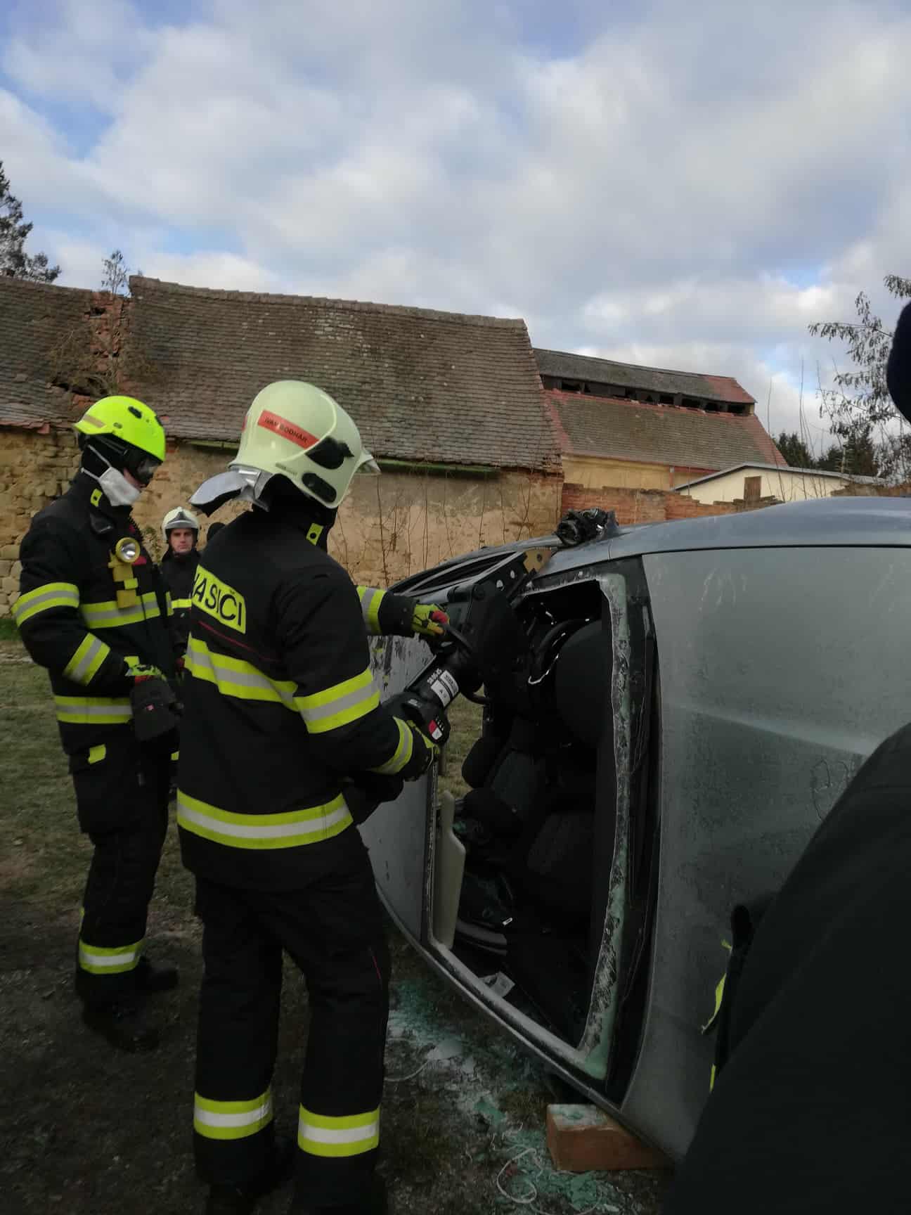 WhatsApp Image 2025-11-26 at 09.26.58 (1)