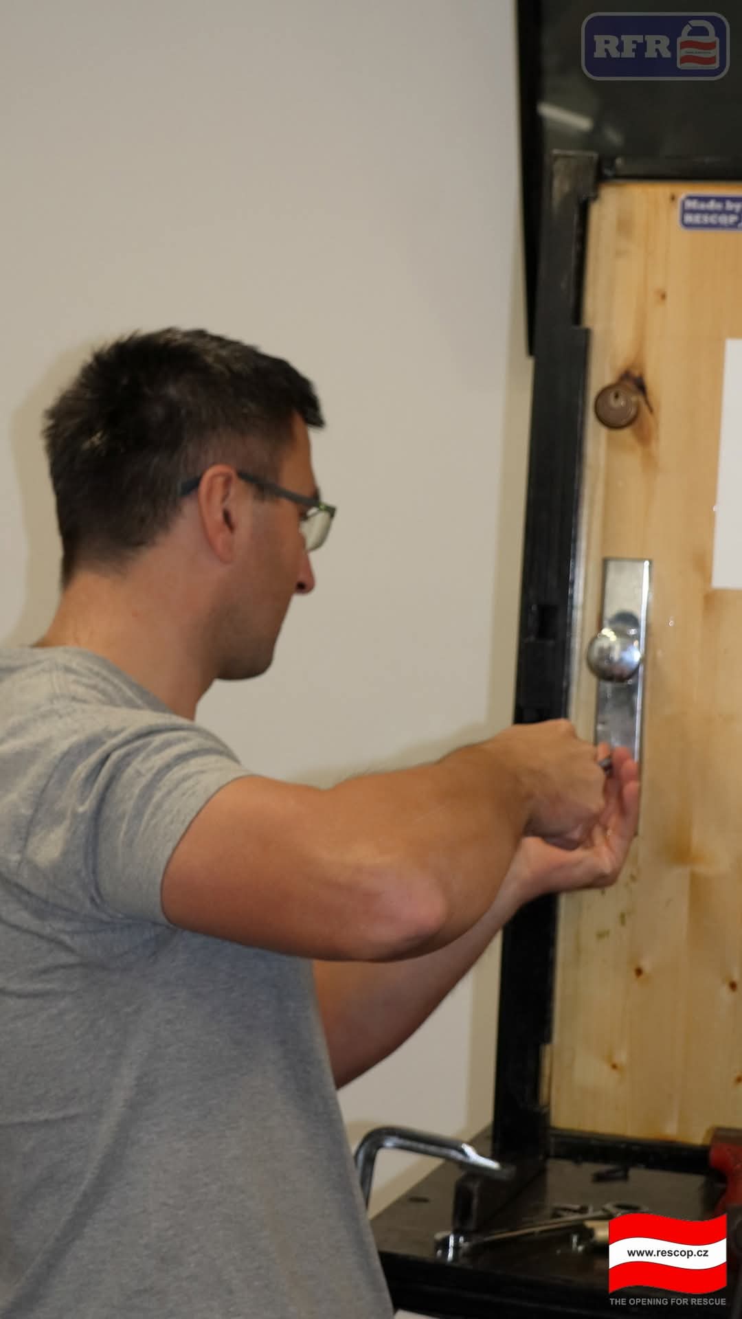 WhatsApp Image 2025-11-26 at 09.27.51 (2)