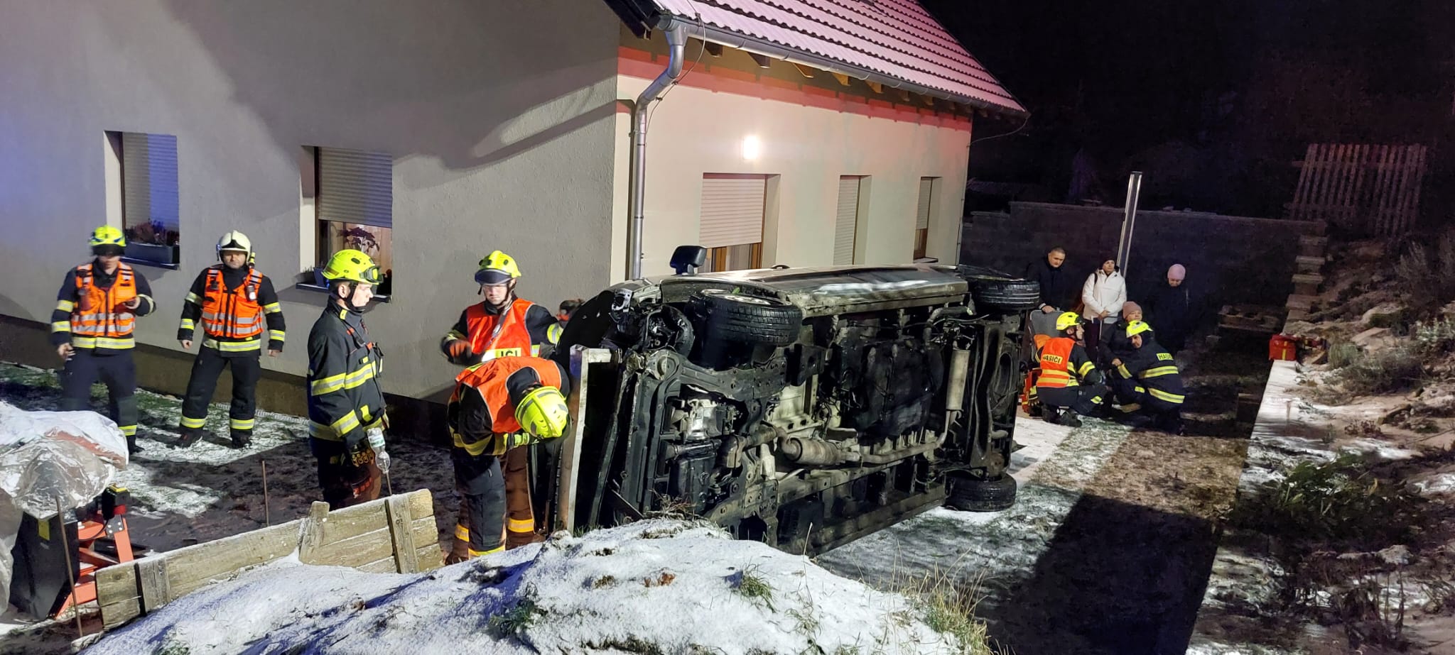 WhatsApp Image 2025-12-30 at 06.22.58